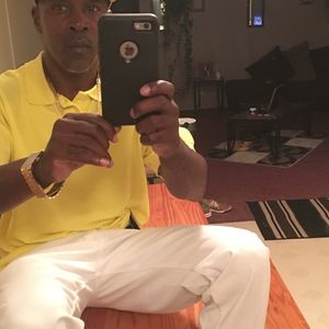 Meet your Posher, Fredrick